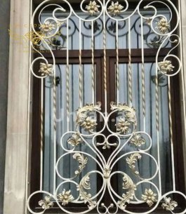Khung cửa sổ sắt mỹ thuật