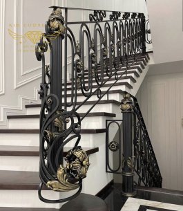 Cầu Thang Sắt Mỹ Thuật 