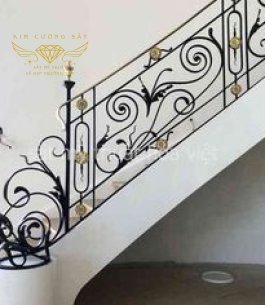 Cầu Thang Sắt Mỹ Thuật 