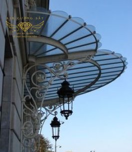 Mái Kính Sắt Mỹ Thuật