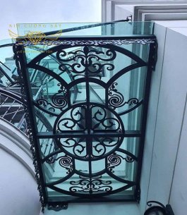 Mái Kính Sắt Mỹ Thuật