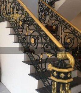 Cầu Thang Sắt Mỹ Thuật 