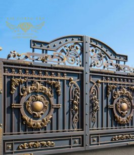 Cổng Sắt Mỹ Thuật