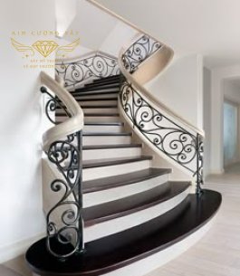 Cầu Thang Sắt Mỹ Thuật