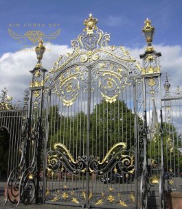 Cổng Sắt Mỹ Thuật