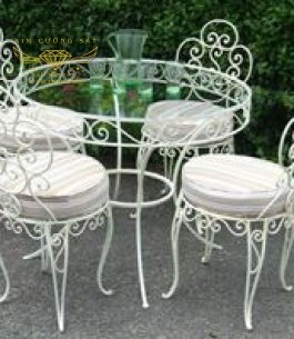 bộ bàn và ghế sắt mỹ thuật