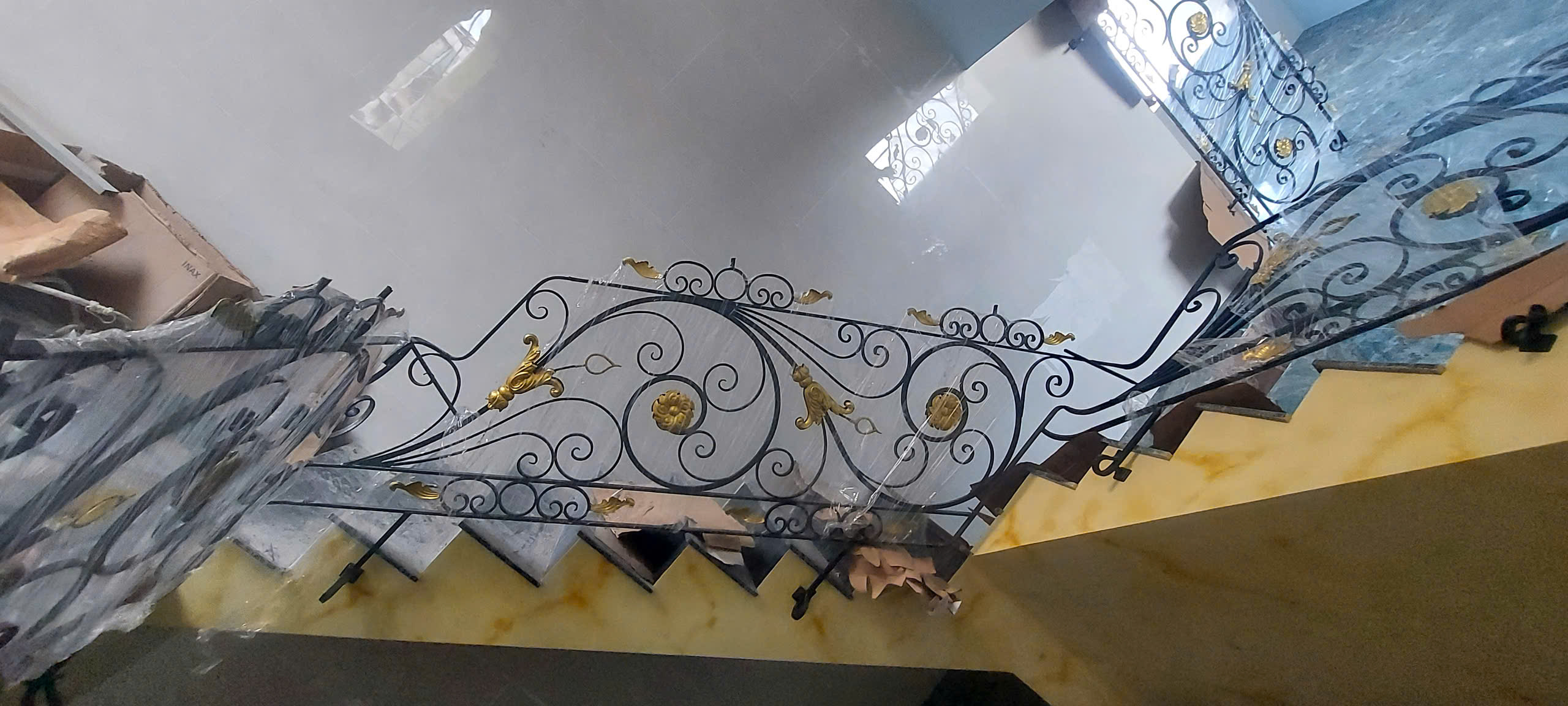 Cách Nhận Biết Thợ Sắt Mỹ Thuật Tay Nghề Cao: 