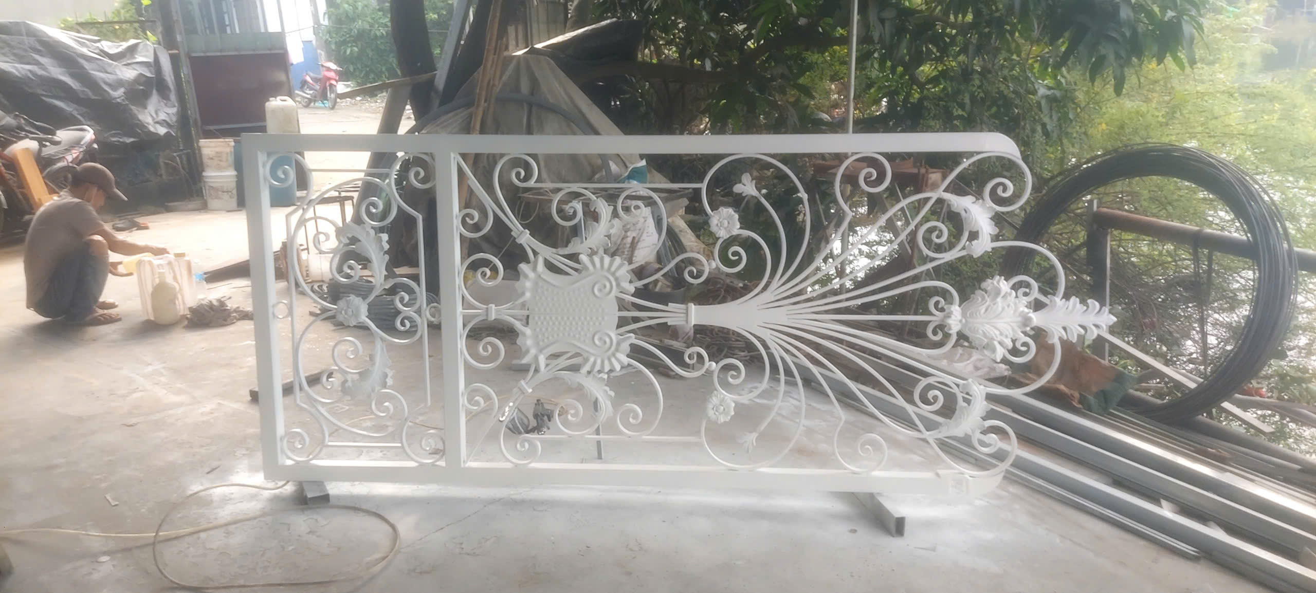 Cách Nhận Biết Hoa Văn Đẹp Hay Xấu Trong Sắt Mỹ Thuật – Nhìn Đường Nét Là Biết Tay Nghề